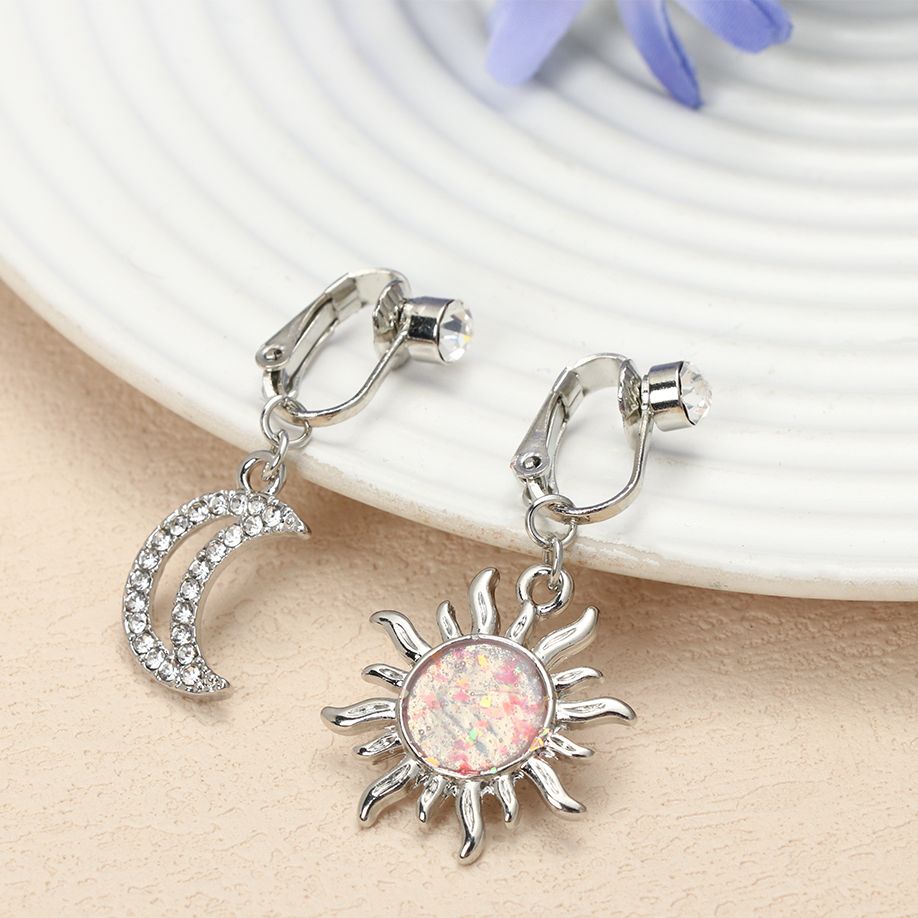 Faux Fake Belly Star Fake Bell - Moon Star Earrings 评论和价格