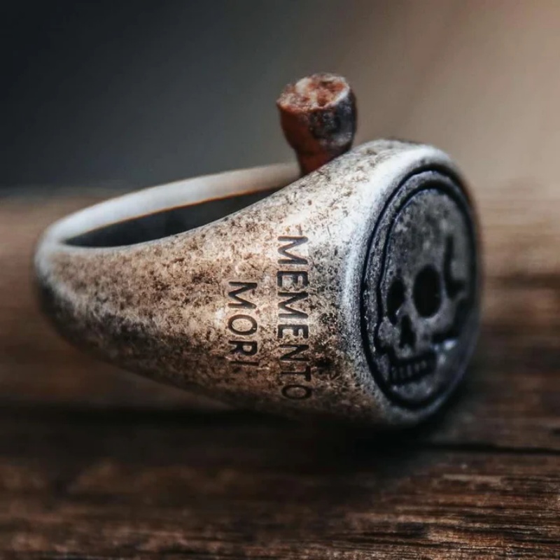 2025 Memento Mori Vintage New  - Gothic Skull Ring 评论和价格