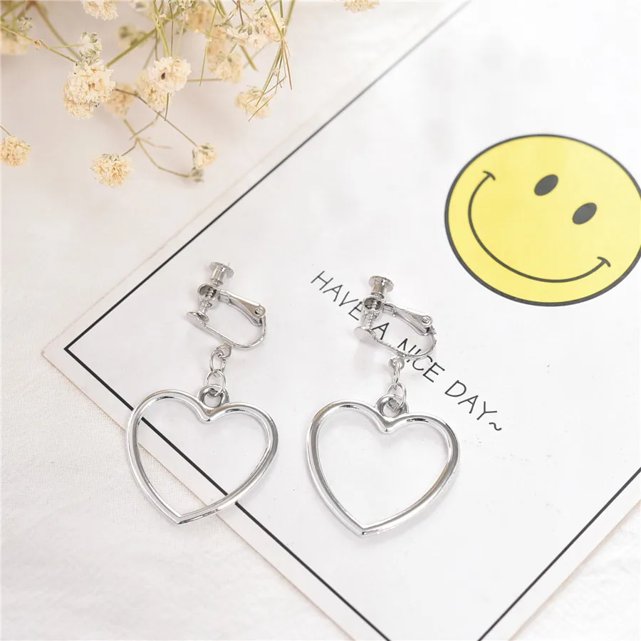 Korean Asymmetrical Simple Ear - Moon Star Earrings 评论和价格